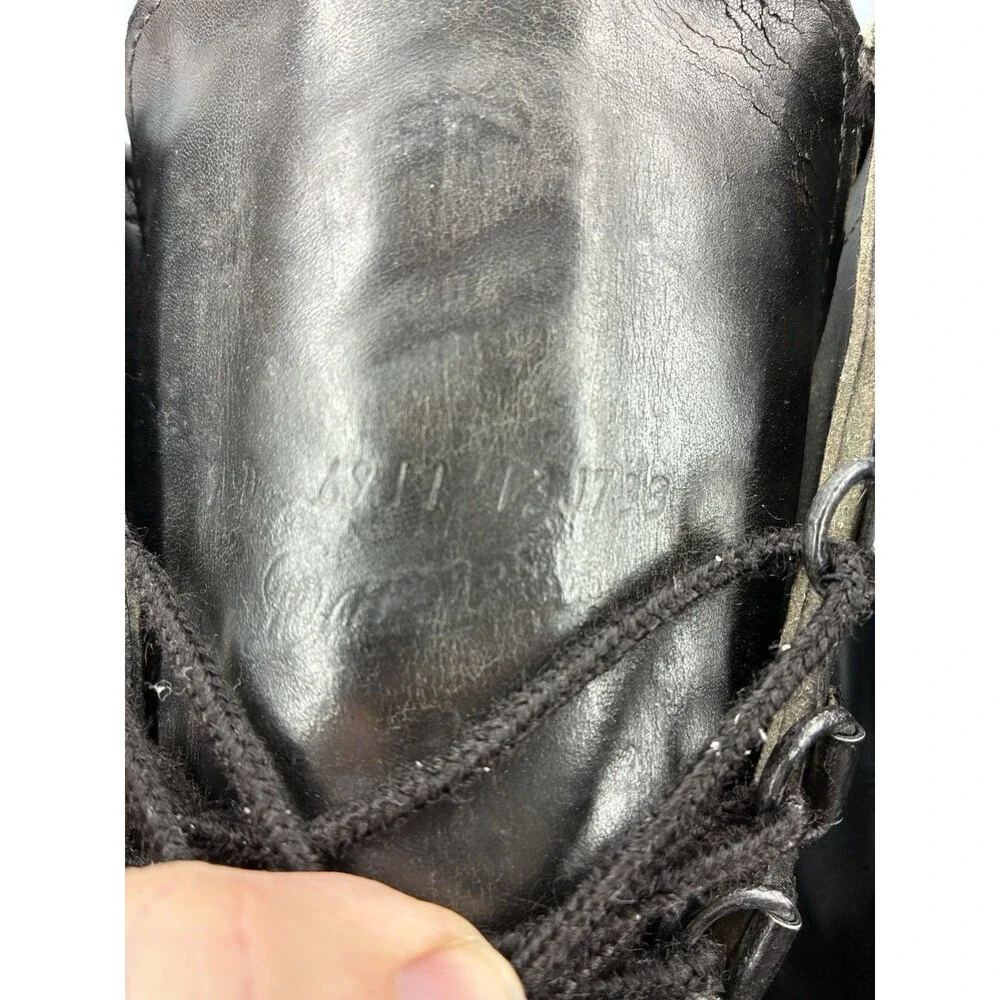 Vintage Danner 6911 Men’s Size 9 Black Leather Lace Up Work Combat Boots